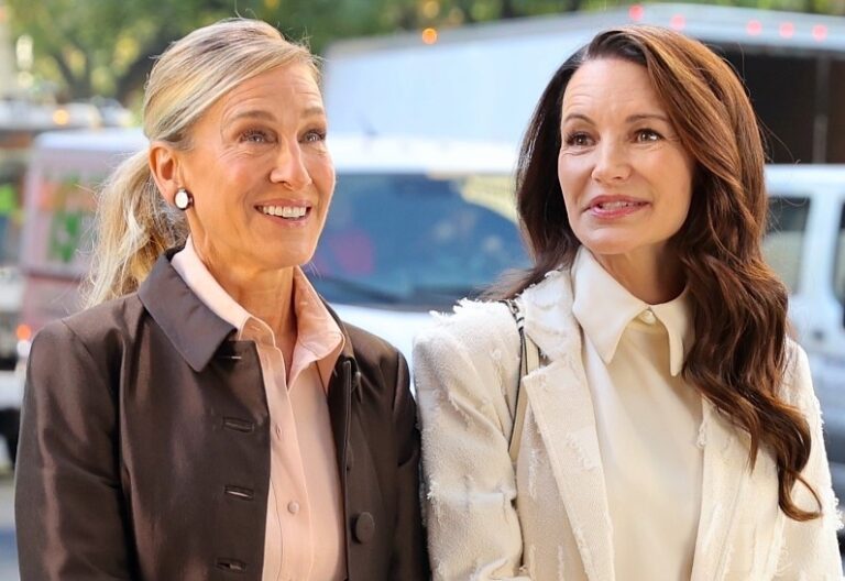 Sarah Jessica Parker films "And Just Like That" with her co-stars in NYC